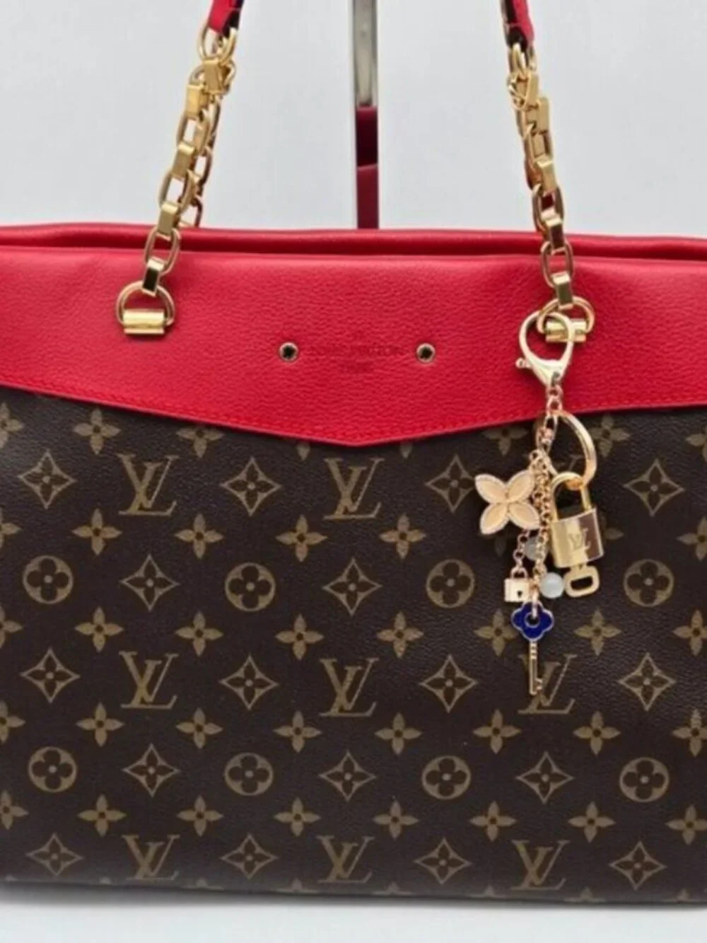Authentic Louis Vuitton Gold Lock & Key 🔑 Bag Charm w/ Unbranded Charm